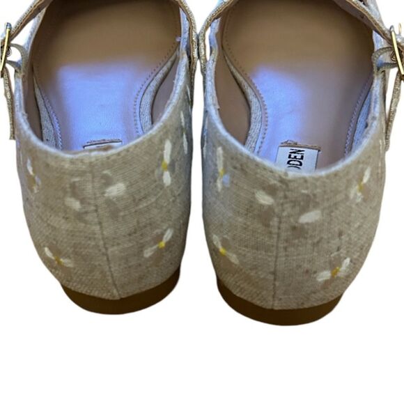 Steve Madden Tan White Flower Mary Jane Ballet Flats Shoes Size 7.5 - Picture 4 of 8